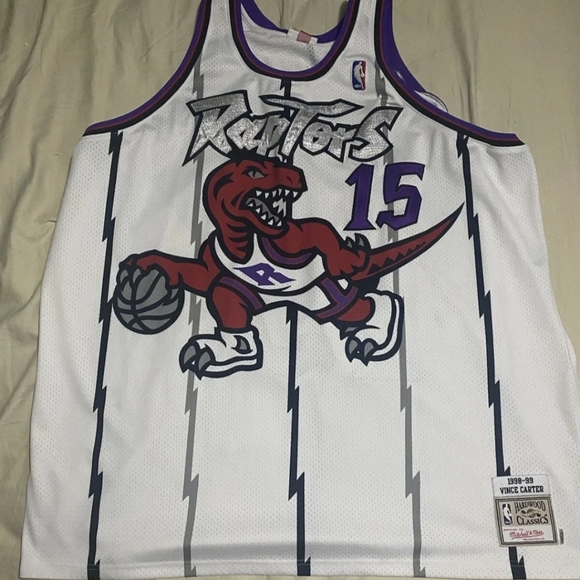 Toronto Raptors Jersey - Picture 1 of 3